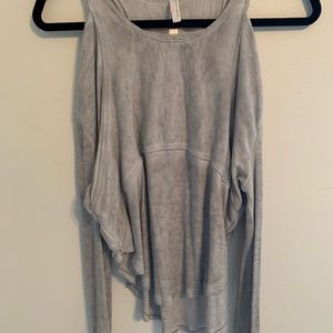 FP MOVEMENT zenith high low thumbhole tee